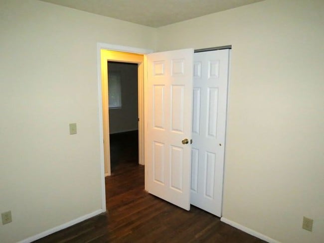 Building Photo - new rental in southern pines