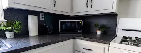 Building Photo - 250 Trumbull Ave