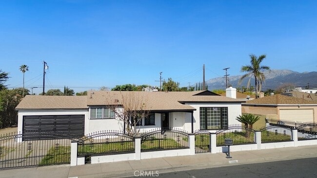 Building Photo - 7726 Blanchard Ave