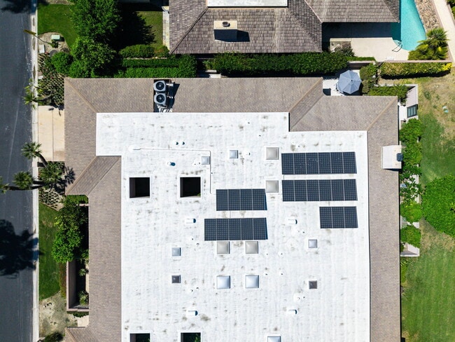 Building Photo - 7 Dartmouth Dr