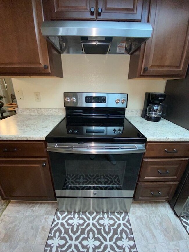 Building Photo - 1 Bedroom Laughlin Condo located in South Bay