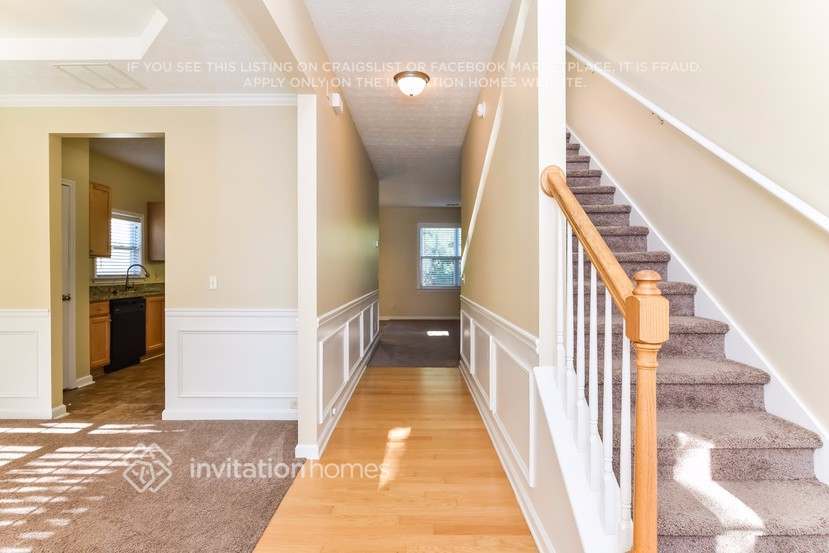 Building Photo - 3390 Cooper Woods Dr