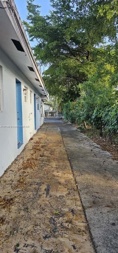 Building Photo - 161 NW 40th St