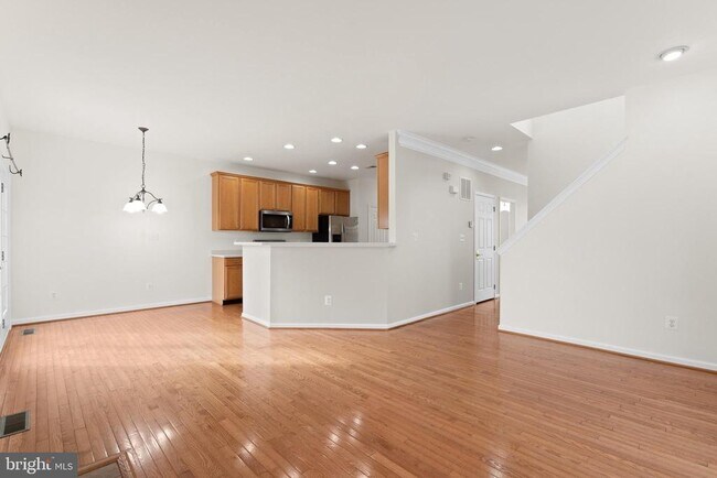 Building Photo - 128 Ivy Hills Terrace