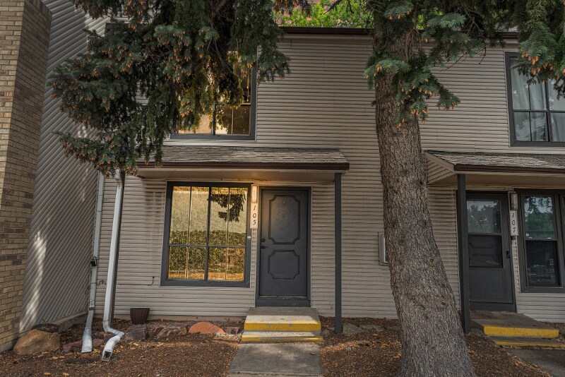 Building Photo - 3550 S Harlan St