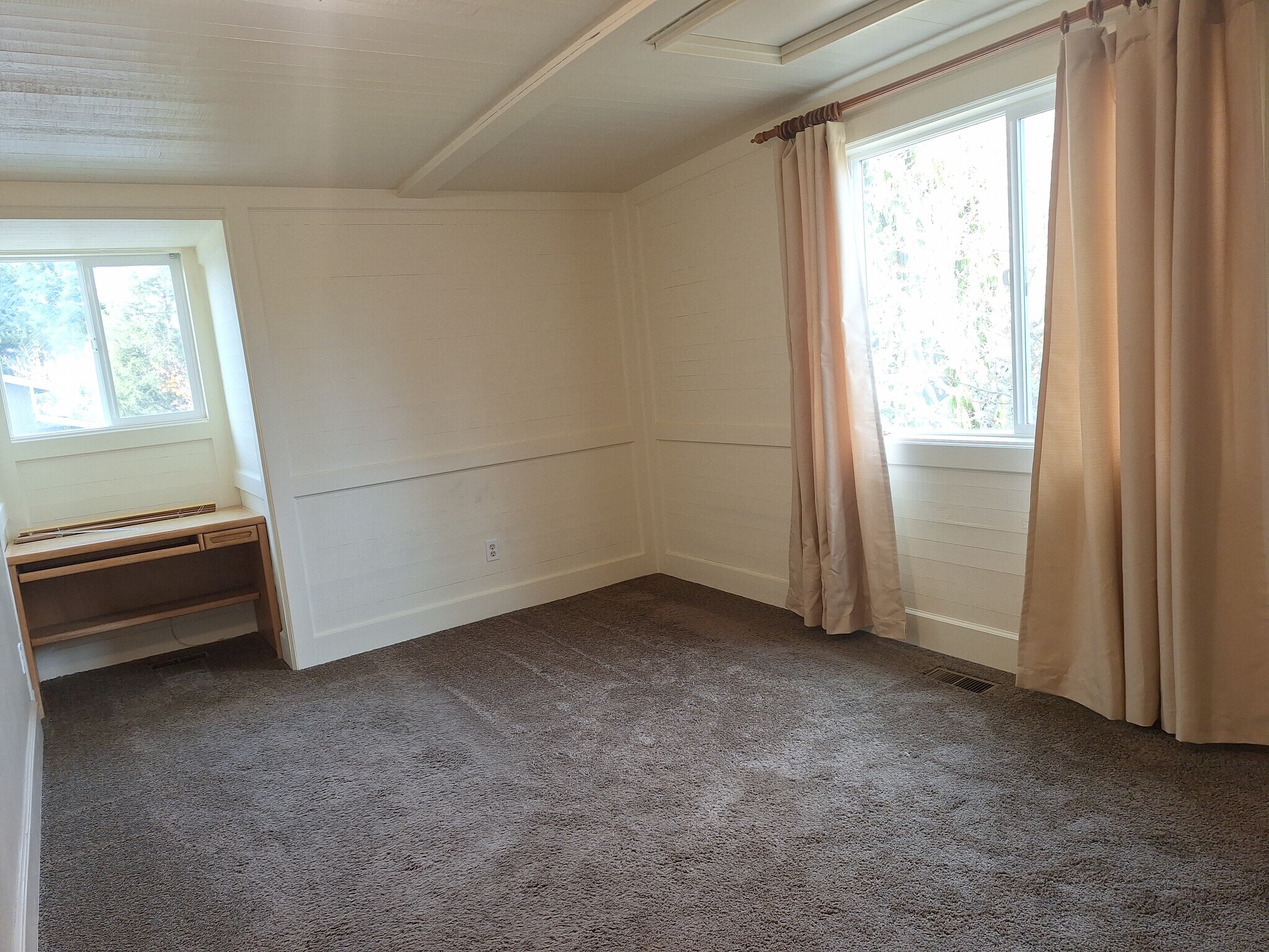 Building Photo - 120 Simpson Rd