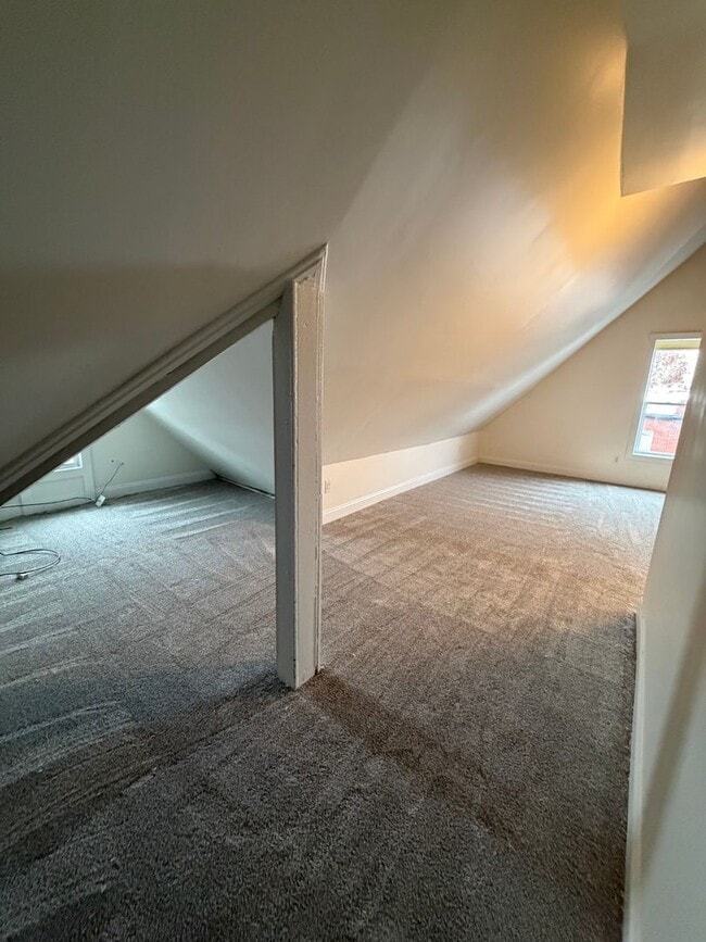 Building Photo - Fully Renovated 3BR/1.5 Bath in Olde Towne East!