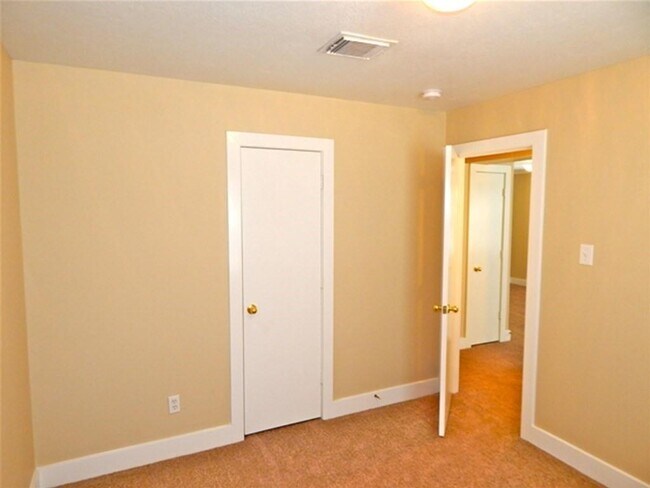 Building Photo - 18722 Atasca Oaks Dr