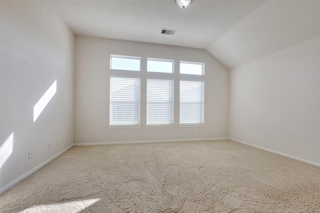Building Photo - 2403 Snowy Egret Drive