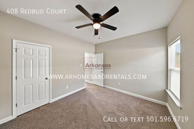 Building Photo - 408 Redbud Ct