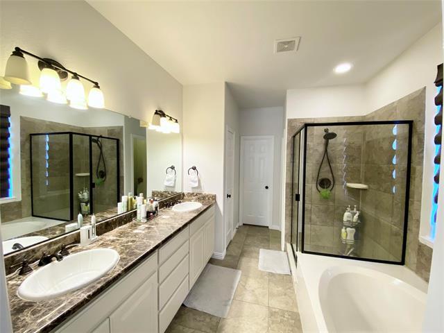 Building Photo - 1150 Amy Dr