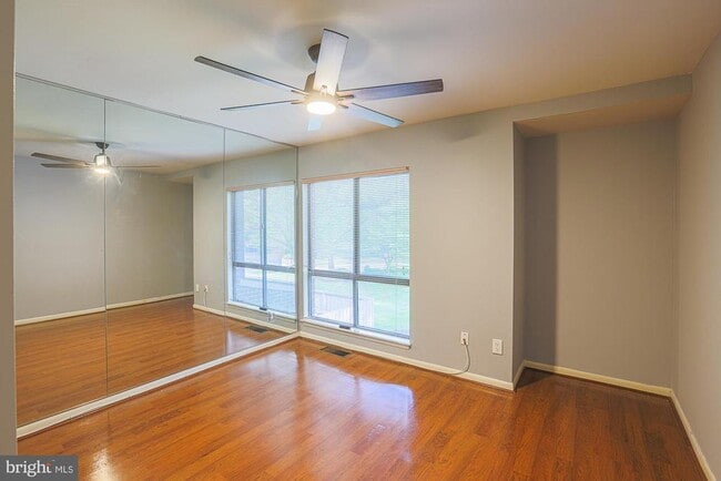 Building Photo - 17 Farmhouse Ct