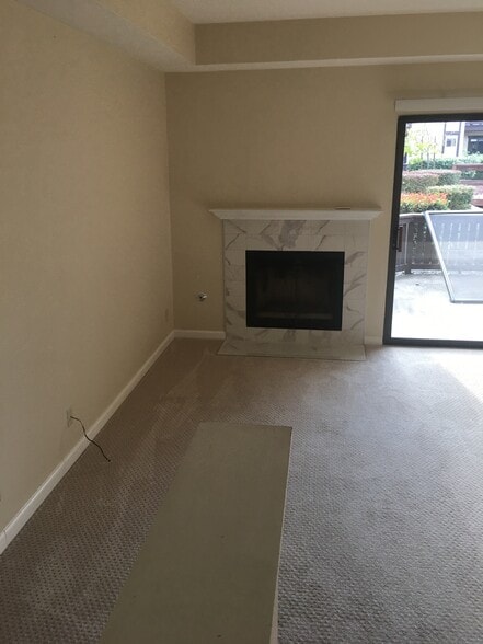 Primary Photo - 14315 Seagate Dr
