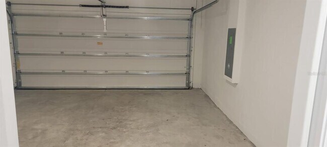 Building Photo - 3359 Alexander Dr