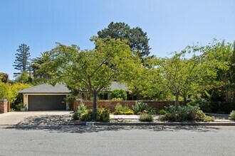 Building Photo - 970 Palo Alto Ave