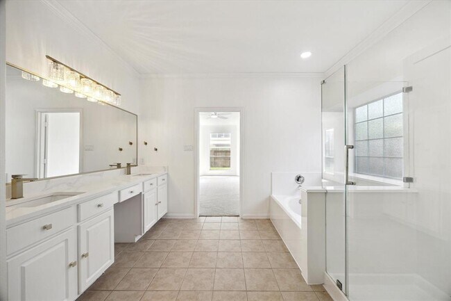 Building Photo - 6314 Canyon Chase Dr