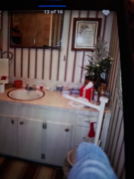 Building Photo - 255 Private Rd 3396