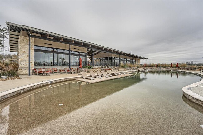 Building Photo - 17205 Adoro Dr