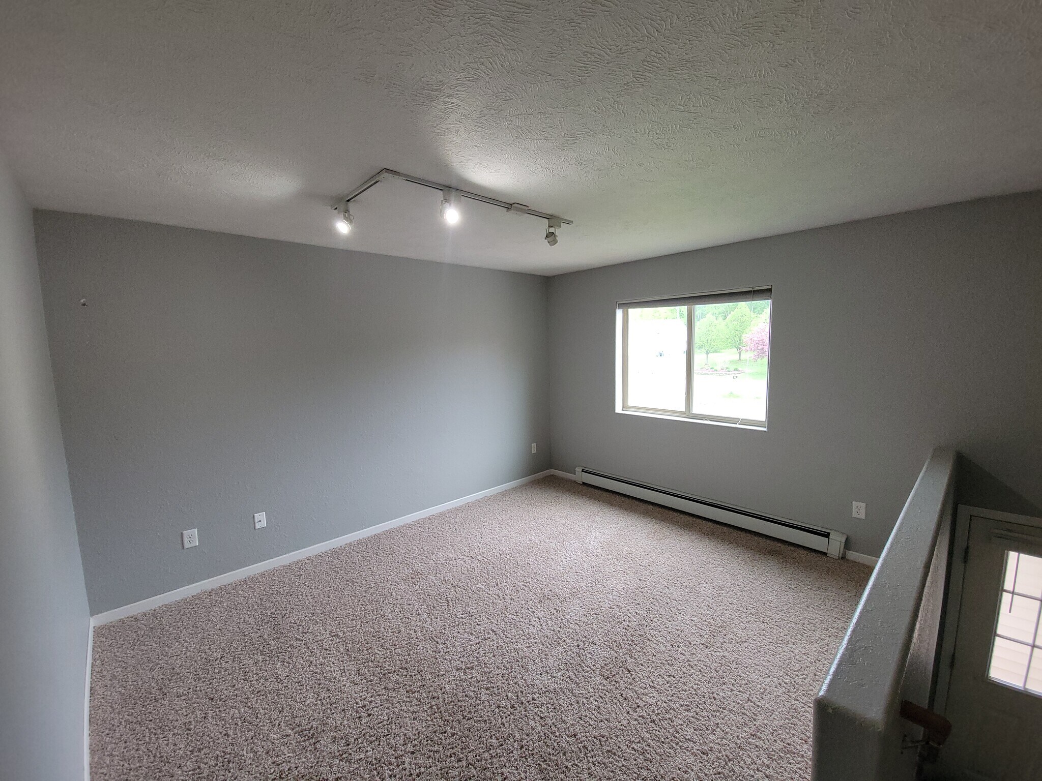 Upstairs Living Room - 5259 Falcon Dr