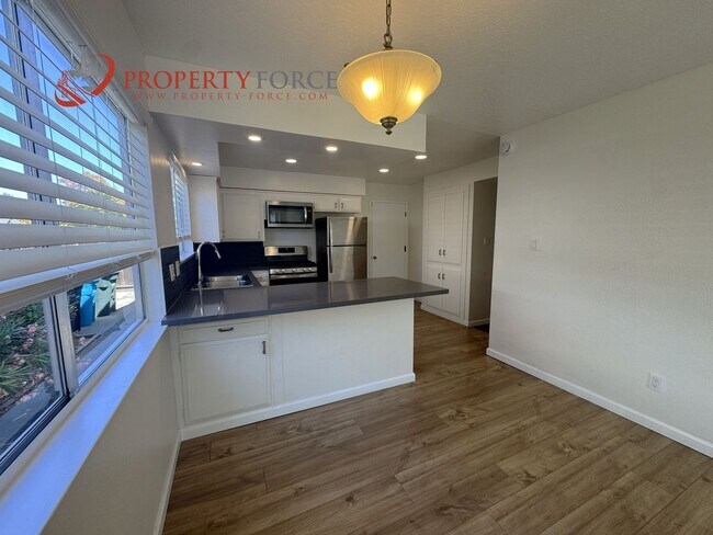 Building Photo - Bright Foster City 4Bed 2Bath Home with Hardwood Floors and Private Yard - OFFERED BY PROPERTY FO...