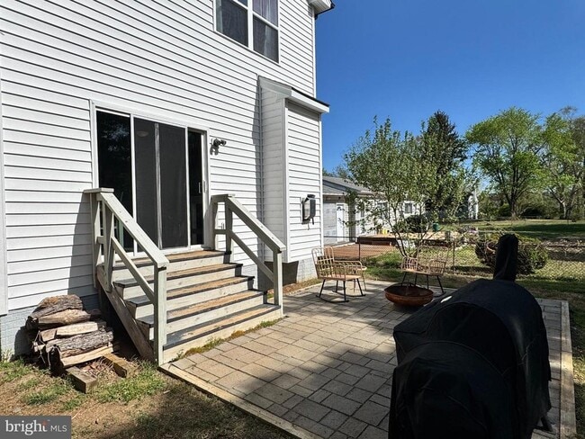 Building Photo - 233A Church St