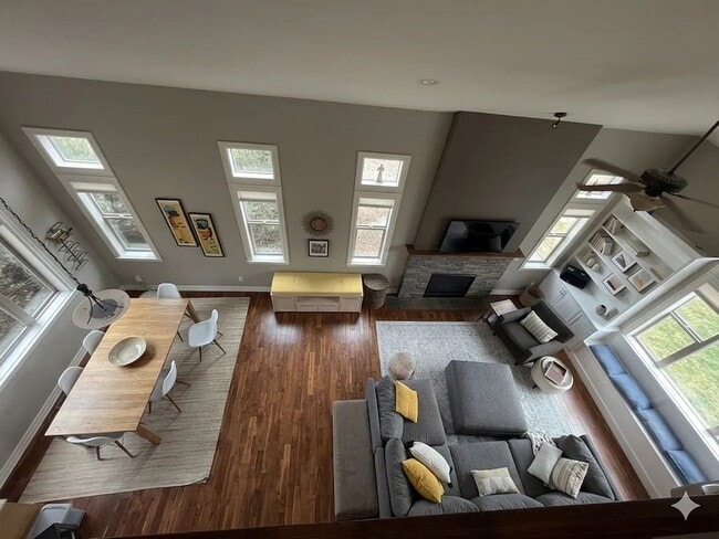 Building Photo - Bright Corner-Lot Home in Desirable Niwot Neighborhood