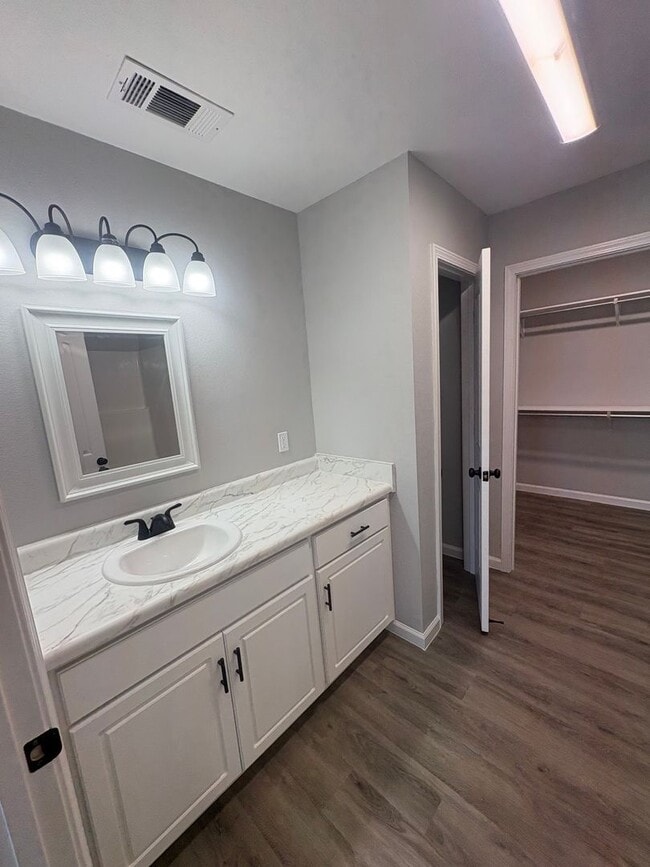 Building Photo - 3 Bed 2 Bath New Construction Home
