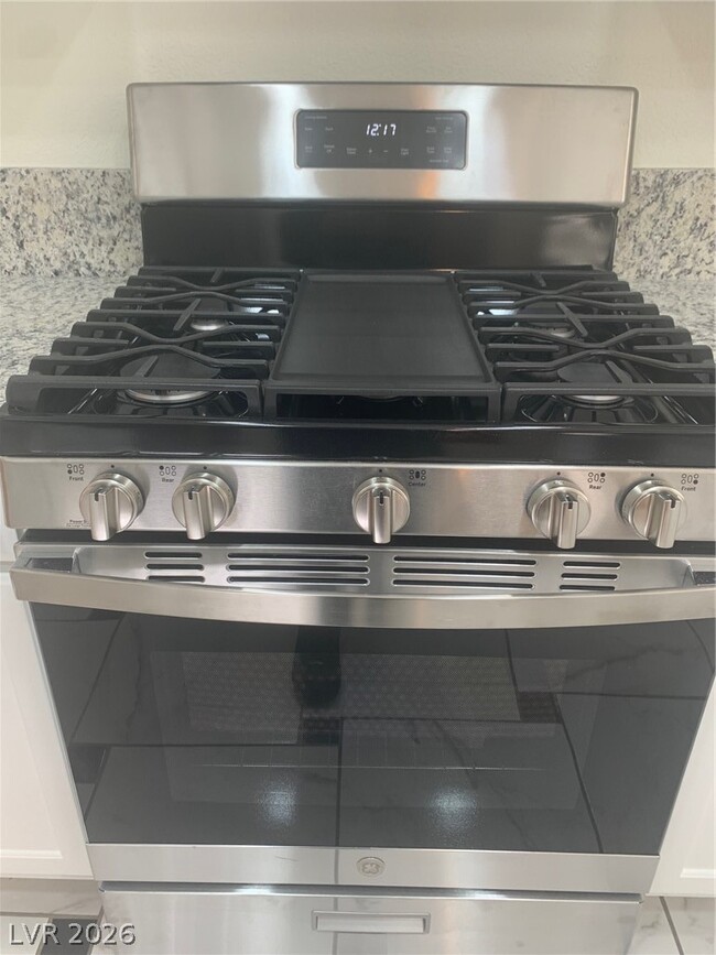 Building Photo - 9113 Grayling Dr