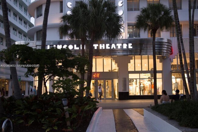 Building Photo - 1542 Drexel Ave