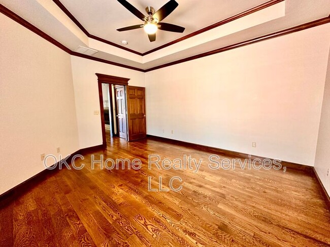 Building Photo - 1216 NW 190th Pl