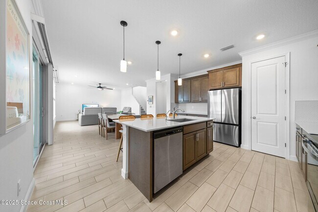 Building Photo - 715 Veridian Cir NW