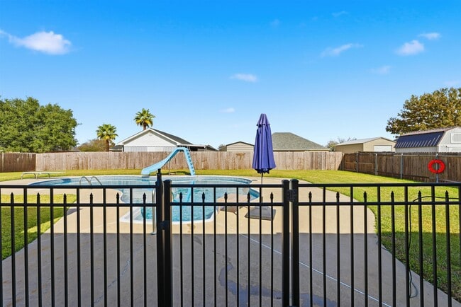 Building Photo - 1782 N Gabriel Square