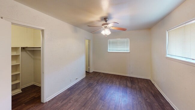 Building Photo - Welch Duplex - 1 Bedroom/1 Bath
