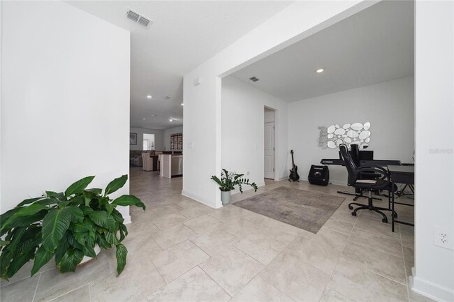 Building Photo - 11328 Listening Dr