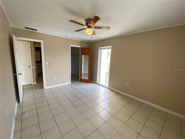 Building Photo - 8602 Huron Ct