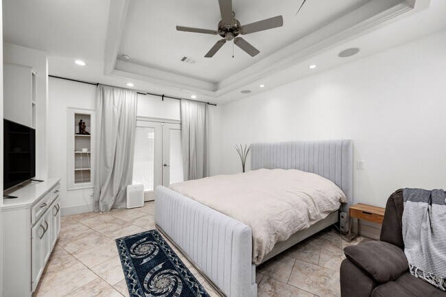 Building Photo - 1210 Parkerhaven Ct