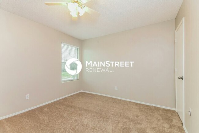 Building Photo - 4 Bedroom Pet-Friendly Home in Rockwall, TX with Main Street Renewal