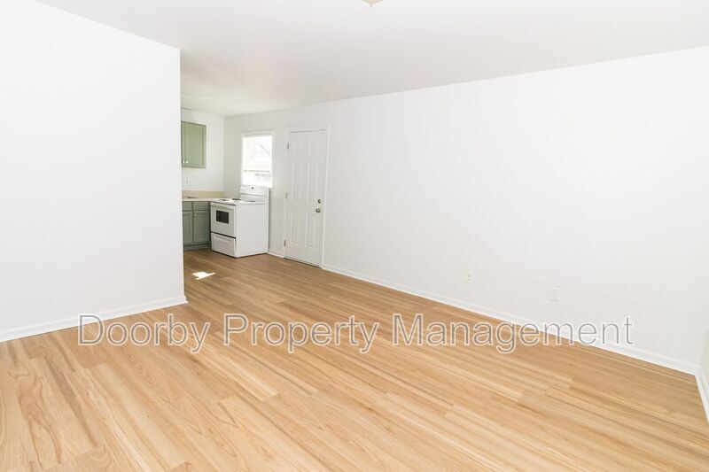 Building Photo - 850 Arlington Ave