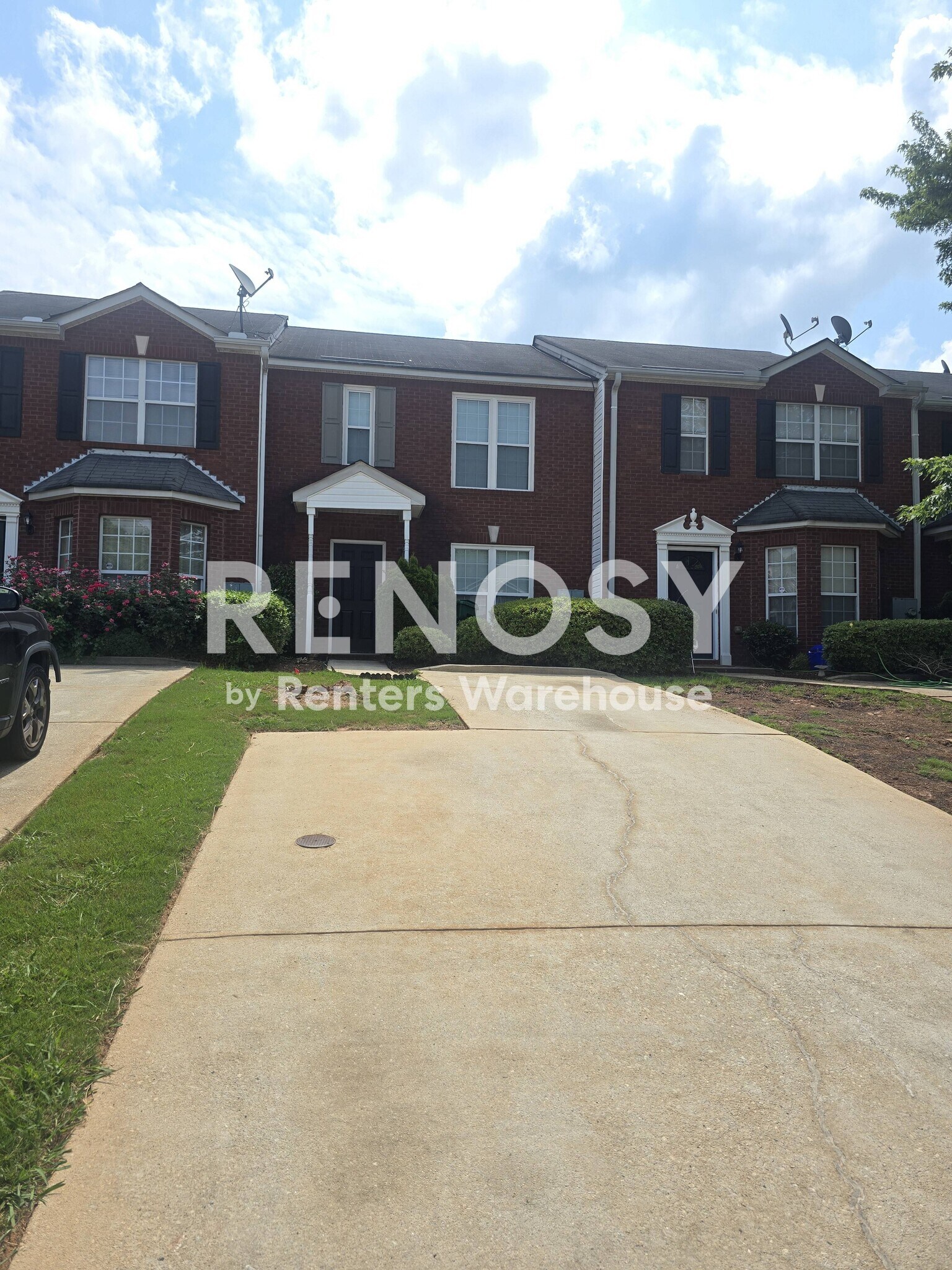 Building Photo - 5533 Strathmoor Manor Cir