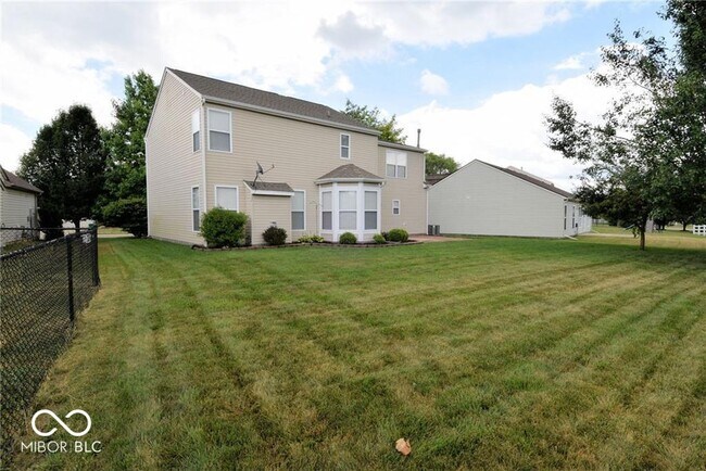 Building Photo - 6255 Canterbury Dr