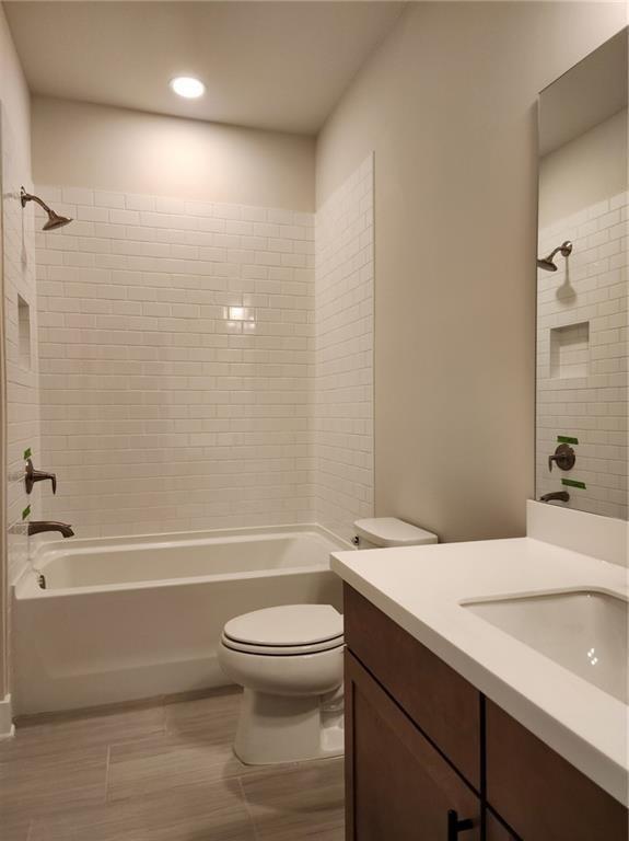 Building Photo - 1220 Walden Xing