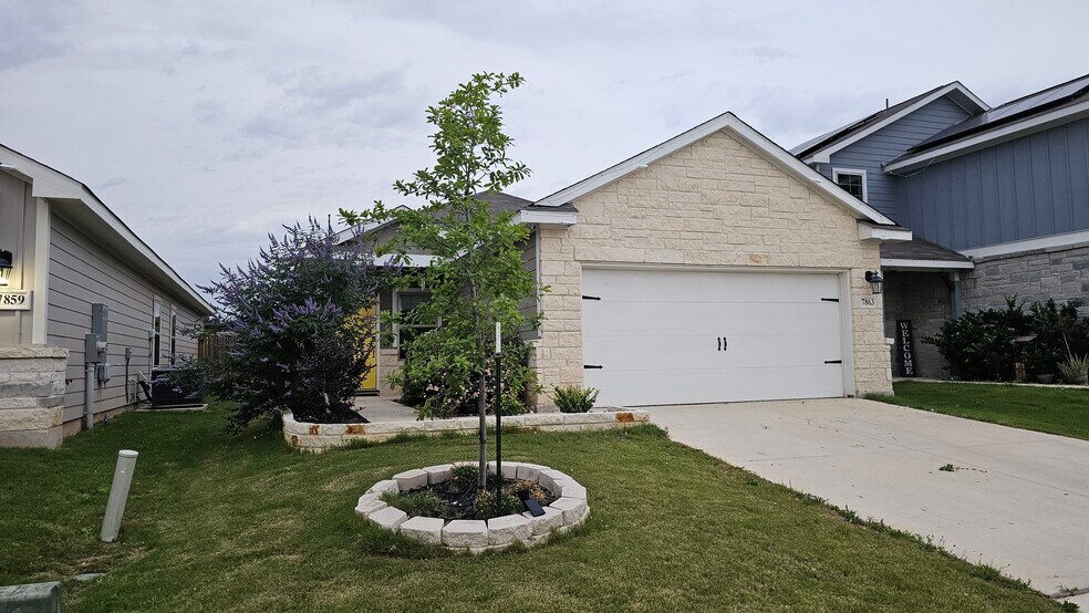 Primary Photo - 7863 Abbey Pl