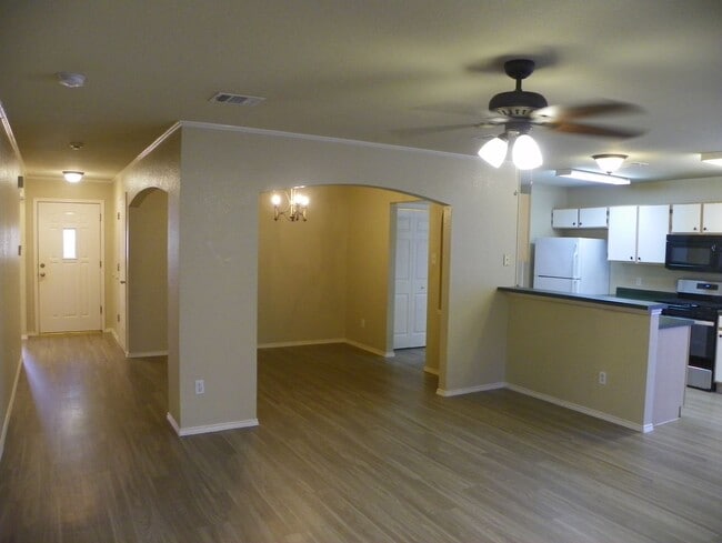 Building Photo - Welcome to this charming Centex home locat...