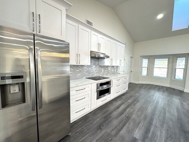 Building Photo - 9943 Bay Vista Estates Blvd