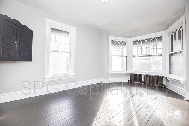 Building Photo - 1701 N 2nd St