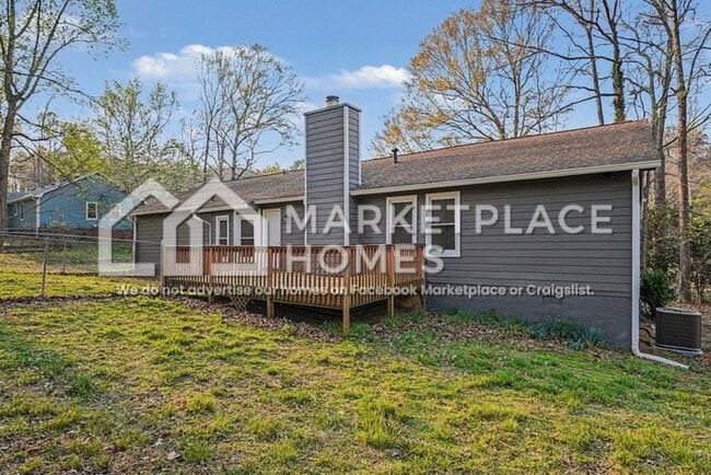 Building Photo - 145 Springvalley Way