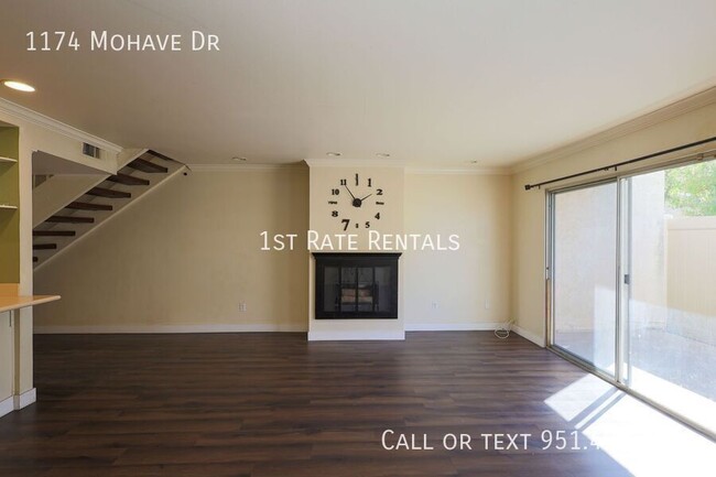 Building Photo - Wonderful Two Bedroom Condo!