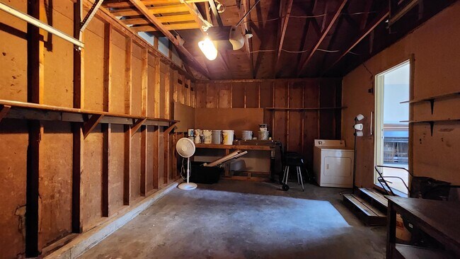 Building Photo - 3806 Sunbrook Rd