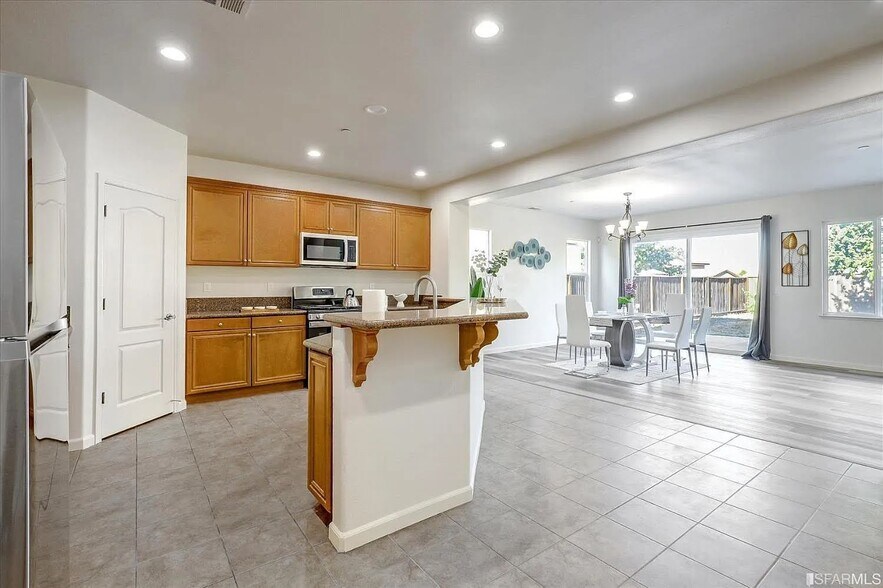 Building Photo - 5608 Monaghan Way