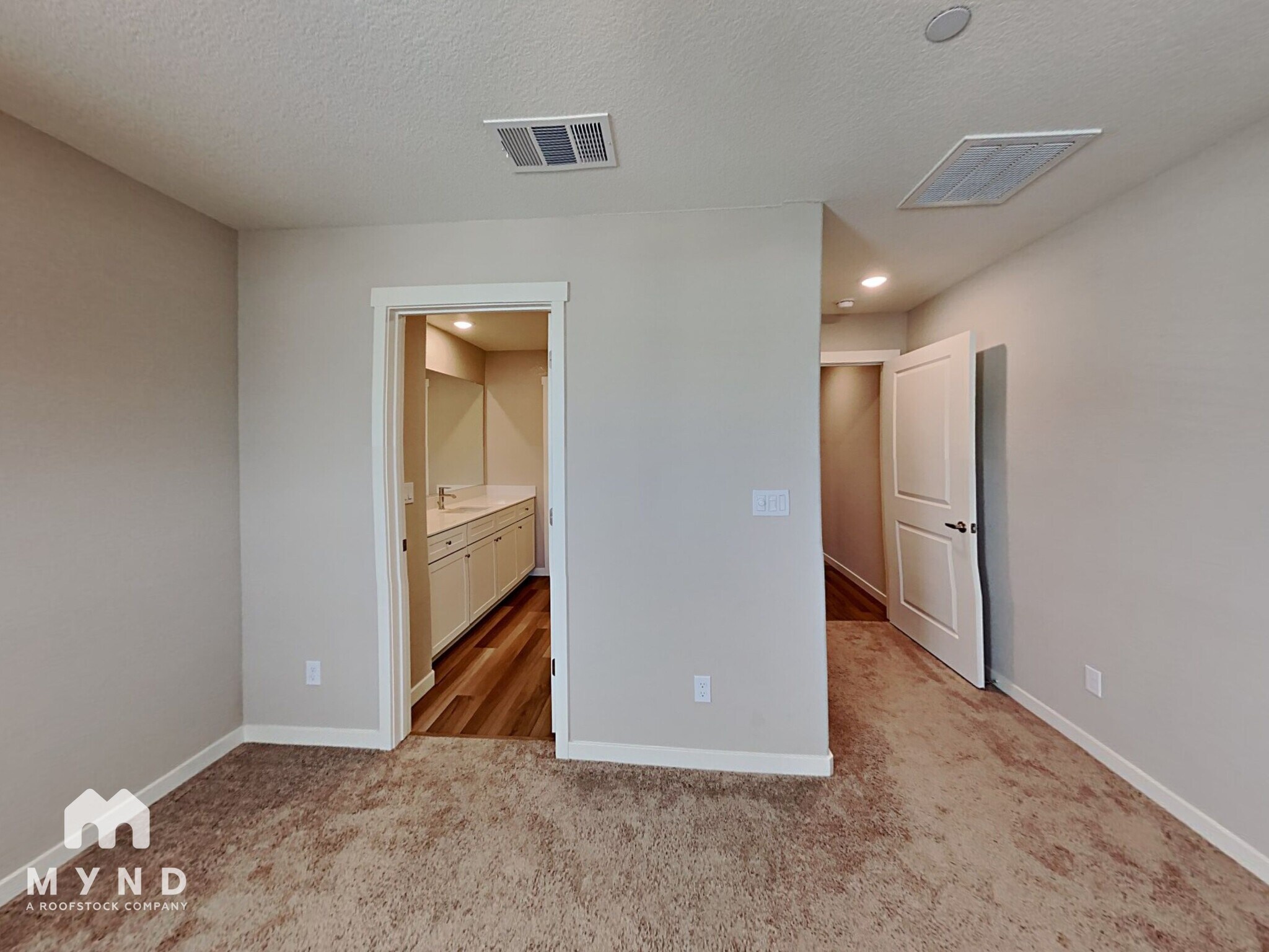 Building Photo - 4086 Southampton St